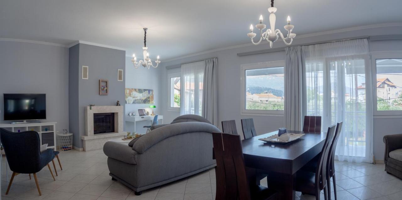 House Of Hearts Apartment Лименас Екстериор снимка